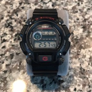 Men’s Casio G-shock watch